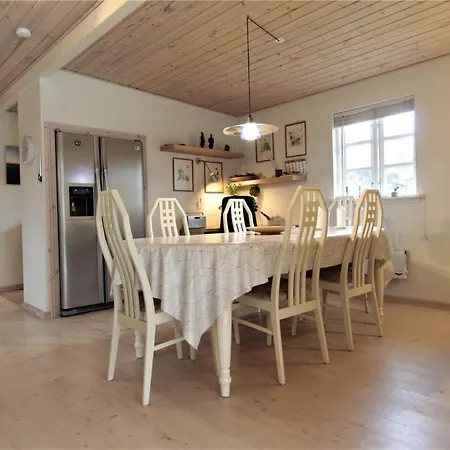 M163-vaeggerlose-liljevej-5 * Bøtø By