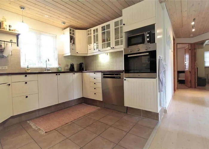 M163-vaeggerlose-liljevej-5 * Bøtø By